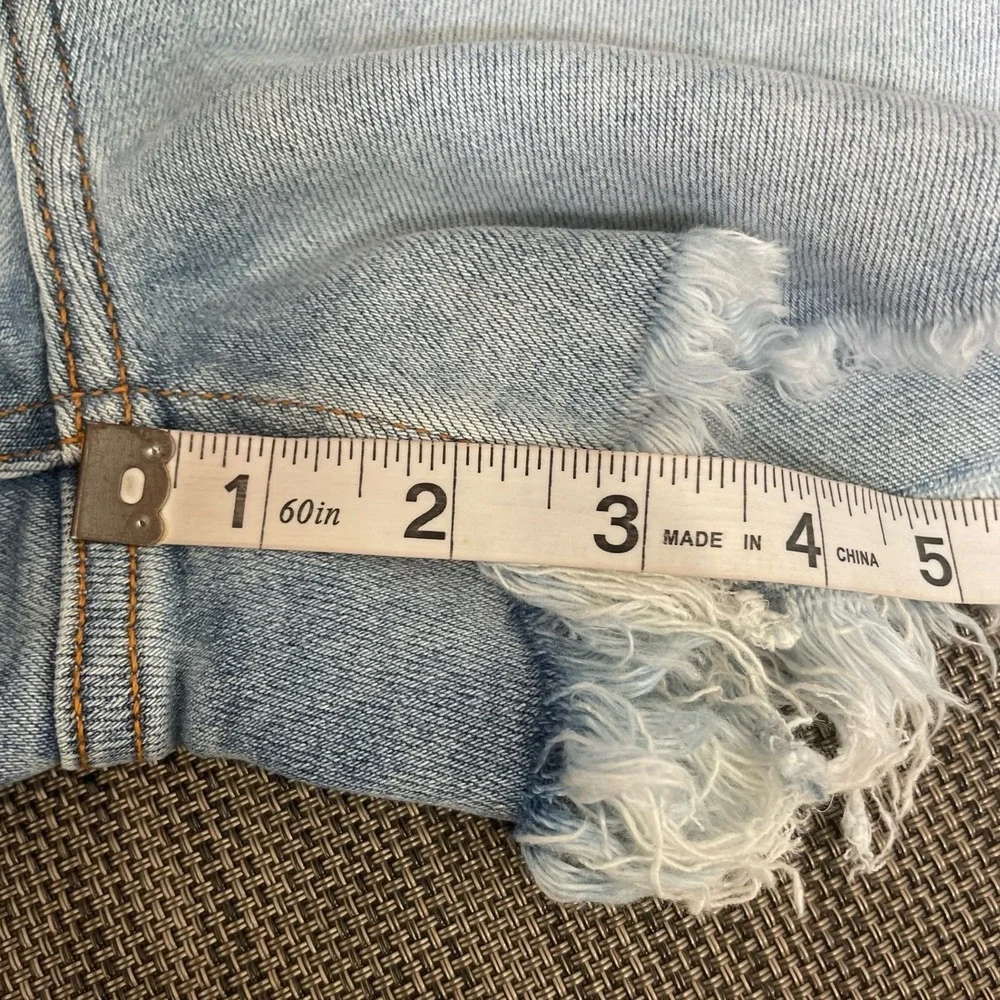 LC Lauren Conrad‎ High Rise Cut Off Shorts